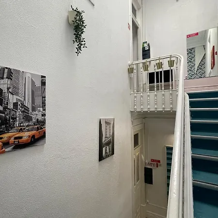 Franco Guest house *