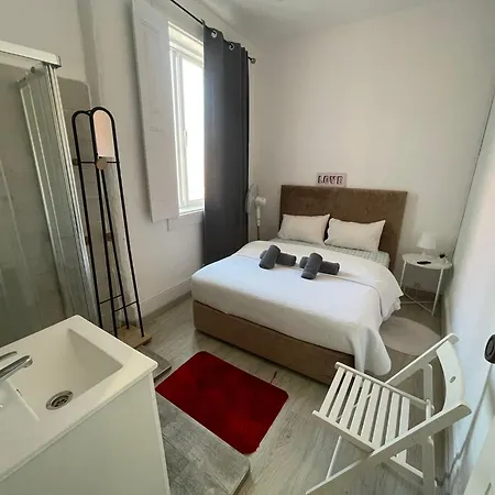 Franco Guest house *